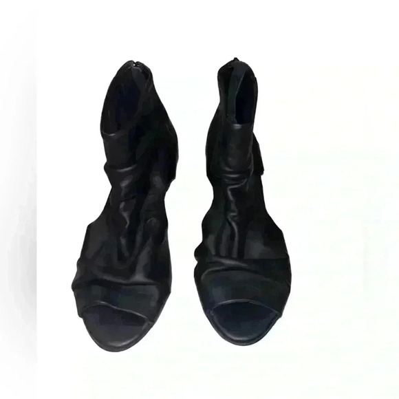 Peep toe leather block booties/shoes size 8.5M Black - Picture 1 of 7